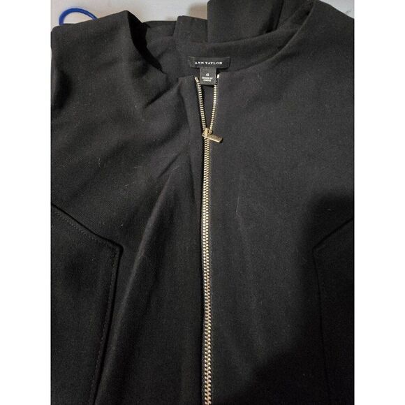 Ann Taylor Sleeveless Black Zip-Front Dress elegant date night office wear - Picture 7 of 9